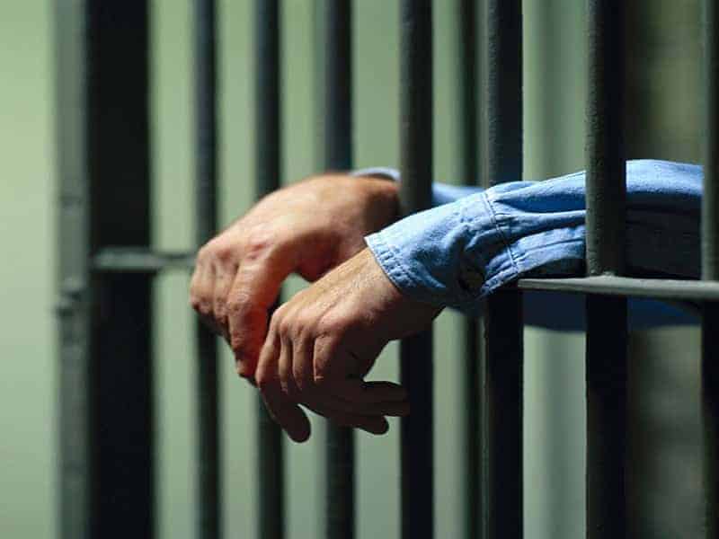 Parental Incarceration Linked to Unhealthy Behaviors in Teens