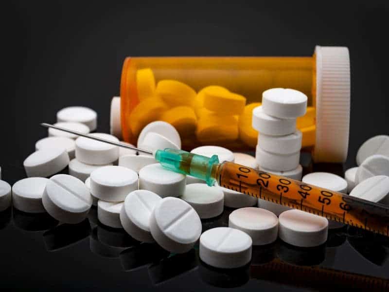Misuse of Rx Opioids Linked to Other High-Risk Behaviors