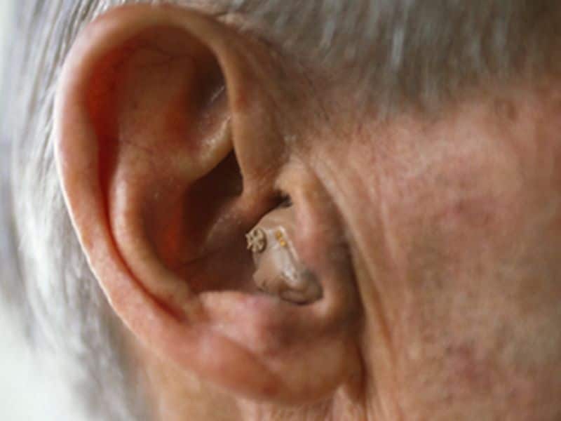 Hearing Aid Use Tied to Lower Risk for Dementia, Depression, Falls