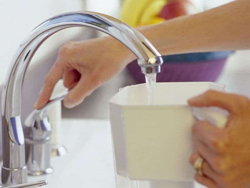 Fluoride Exposure Tied to Kidney, Liver Function Changes in Youth