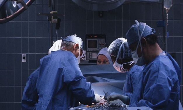 Rate of Surgical Bailout Low for TAVR