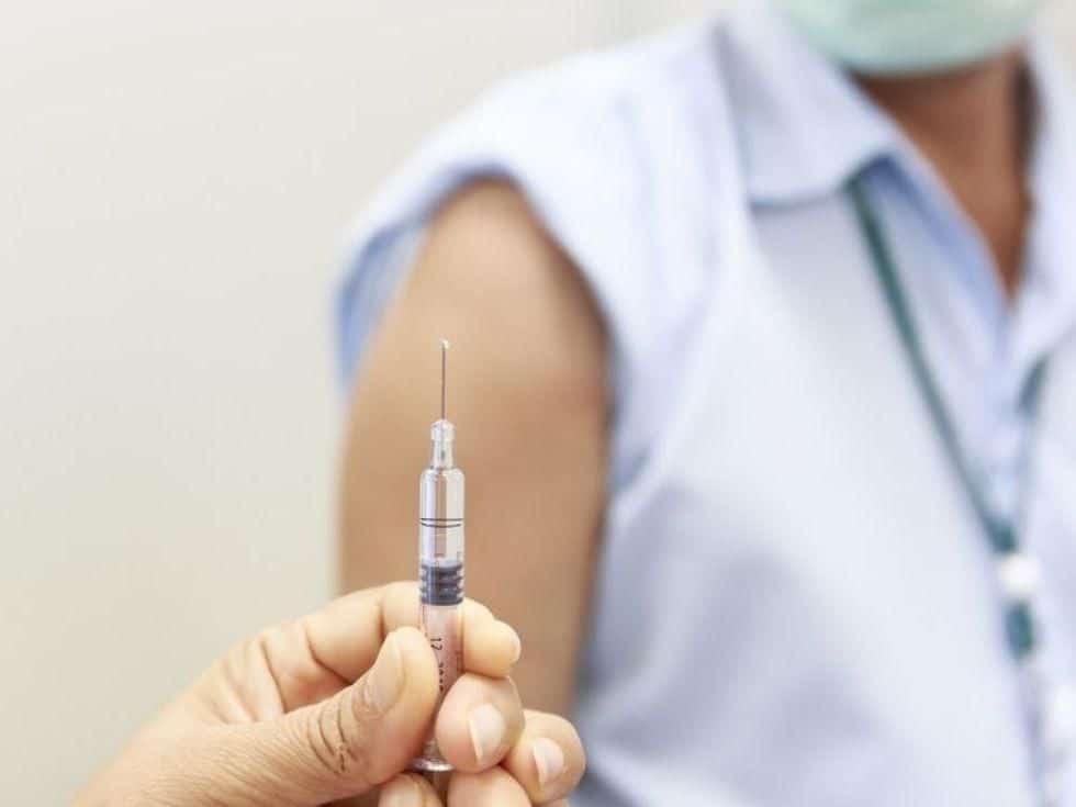 Medical Groups Call for Mandatory COVID-19 Vaccination for Health Care Workers