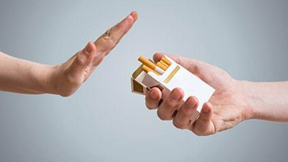 Smoking Cessation After NSCLC Diagnosis Cuts Mortality Risk