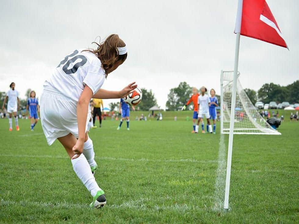 AAOS: Sports-Related Concussions Up in High School Girls