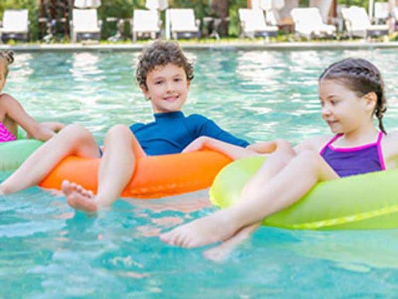 More Time in the Sun Linked With Lower Risk for Pediatric MS