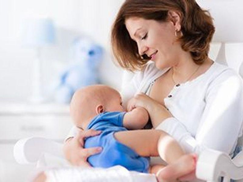 Breastfeeding May Reduce Maternal Cardiovascular Risk