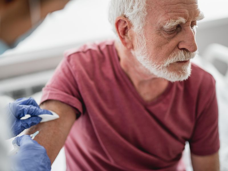 Vaccination Cuts Severe COVID-19 Risk in Heart Transplant Patients