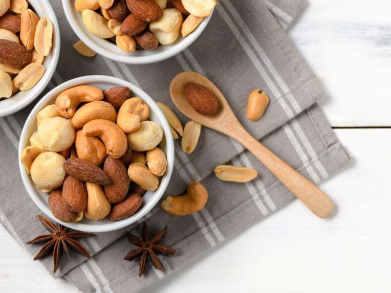 Eating Nuts Tied to Lower Prevalence of Chronic Kidney Disease