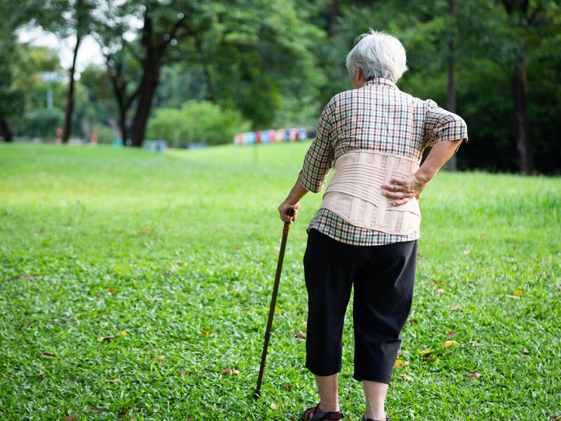 Psychological Resilience Linked to Improved Walking After Hip Fracture