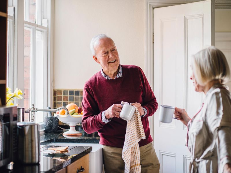 Exercise, Chores, Social Visits Linked to Lower Dementia Risk
