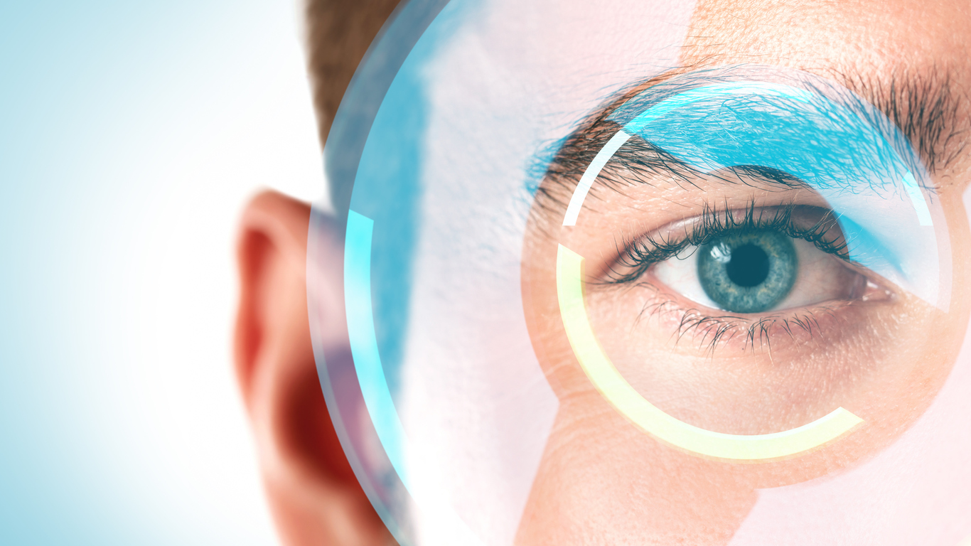 Smartphone use associated with refractive error in teenagers; the Myopia app Study.