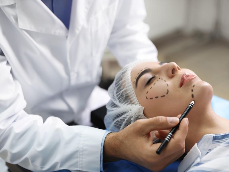 Plastic Surgery Not Seeing Increase in Resident Applications