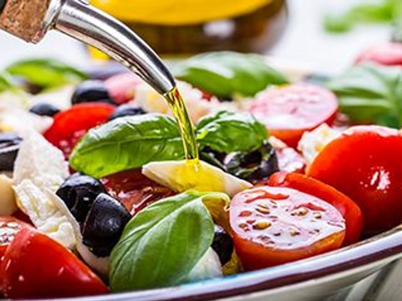 Adherence to Healthy Eating Patterns Linked to Lower Mortality Risk