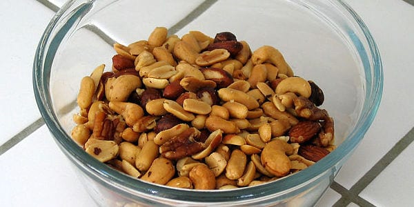 Nut consumption may be inversely associated with frailty in older women