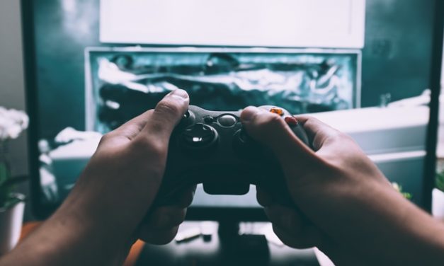 Internet gaming disorders may be associated with insomnia, paranoid ideation, and psychoticism