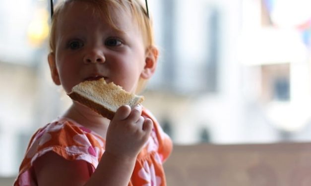 Dietary factors early in life may influence the development of celiac disease