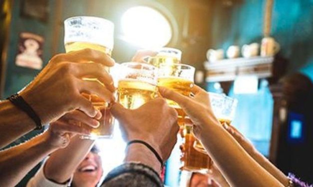 ACC: Binge Drinking Further Increases CVD Risk With High Alcohol Consumption