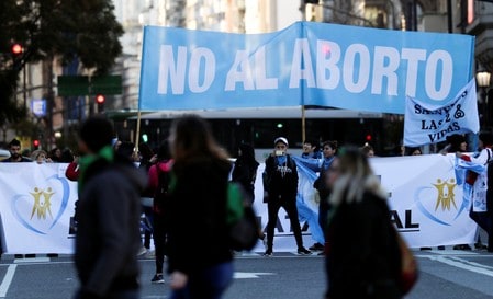Argentine abortion bill loses momentum after senator pulls support