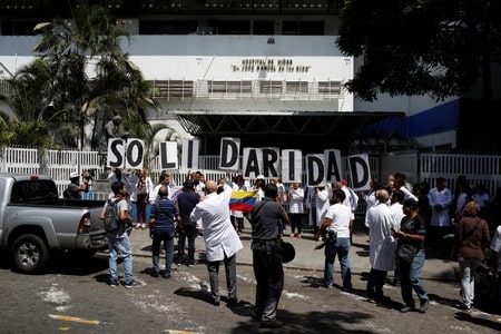 Doctors pray for sick as blackout batters Venezuelan hospitals
