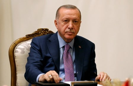 Erdogan says he will never allow vaping, will block e-cigarettes in Turkey