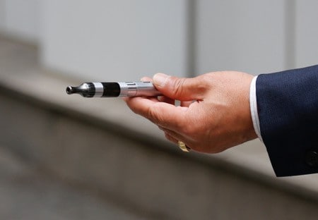 South Korean retailer drops flavored liquid e-cigarettes