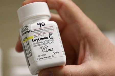 OxyContin maker Purdue Pharma to pay states’ lawyers, urged to help victims