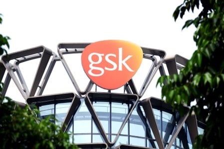 GSK’s HIV drug wins European panel thumbs-up