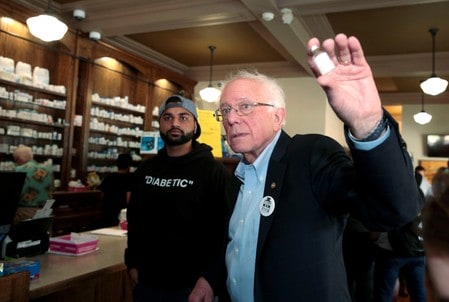 Bernie Sanders visits Canadian pharmacy, talks drug prices