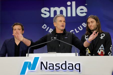 SmileDirectClub jumps on plans to start selling aligners to dentists