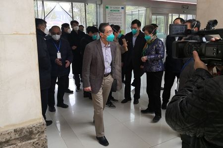 China SARS fighter returns to spotlight in coronavirus battle