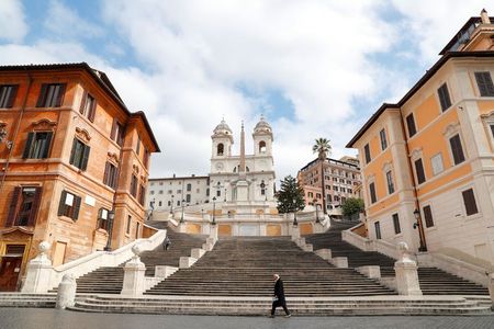 Italy’s coronavirus deaths surge as Lombardy seeks tougher curbs