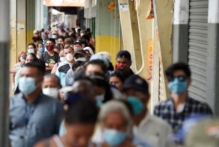 Ecuador coronavirus cases increase by over 400 in less than a week, health minister quits