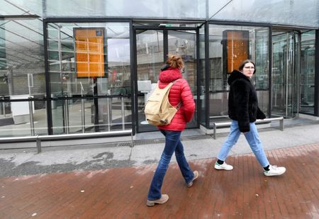 Dutch coronavirus cases rise by 16%, 112 new deaths: health authorities