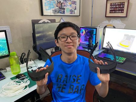 Philippine student hopes 3D printer can be lifesaver for doctors