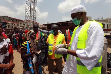 Nigeria seeks $6.9 billion from lenders to fund coronavirus fight