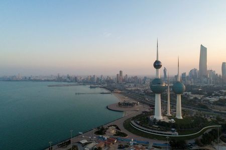 Saudi capital, cities get 24-hour curfew, Kuwait isolates two districts over coronavirus