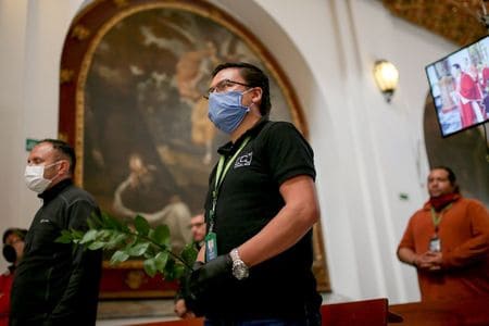 Colombia extends coronavirus quarantine by two weeks