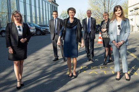 Switzerland working on scenarios for progressive confinement easing: president