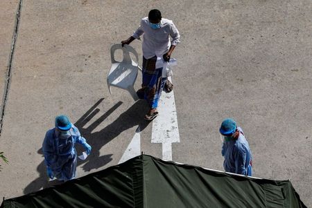 Singapore reports 528 new coronavirus cases, death toll rises to 15