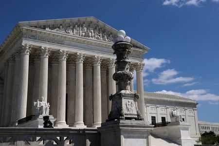 U.S. Supreme Court wrestles with Obamacare contraception case