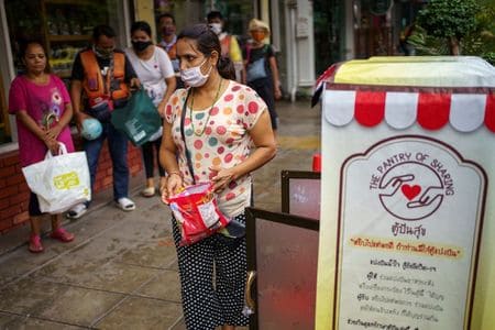 Thailand reports no new coronavirus cases for first time since March 9