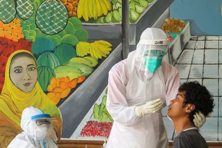 Indonesia reports 489 new coronavirus cases, 59 new deaths