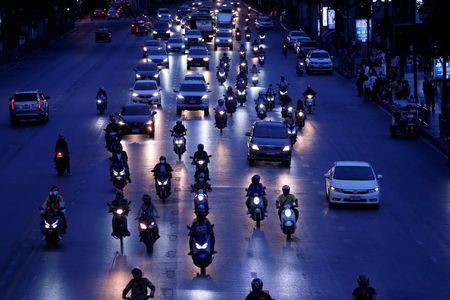 Thai traffic back to gridlock as coronavirus measures ease