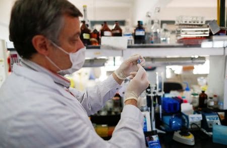 Argentine scientists working on low-cost two-hour coronavirus test