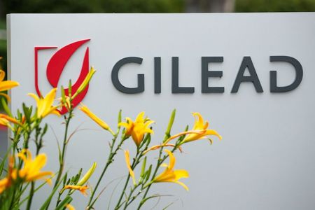 Higher dose of Gilead-Galapagos drug meets ulcerative colitis study goals