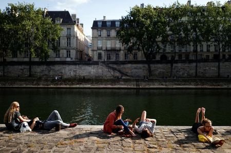 France has lowest daily rise in new coronavirus cases and deaths since lockdown